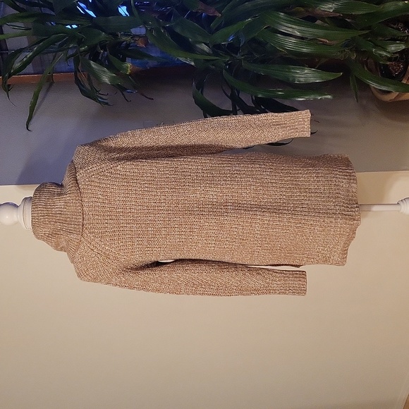 Andeaway Large Knit Tan Sweater Loose Turtleneck - Picture 3 of 7
